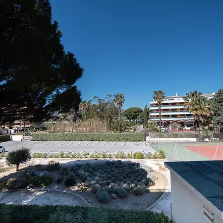 Apartment Le Lavandou, T2 + Cabine, Acces Plage, Parking Et Climatisation - Fr-1-803-88